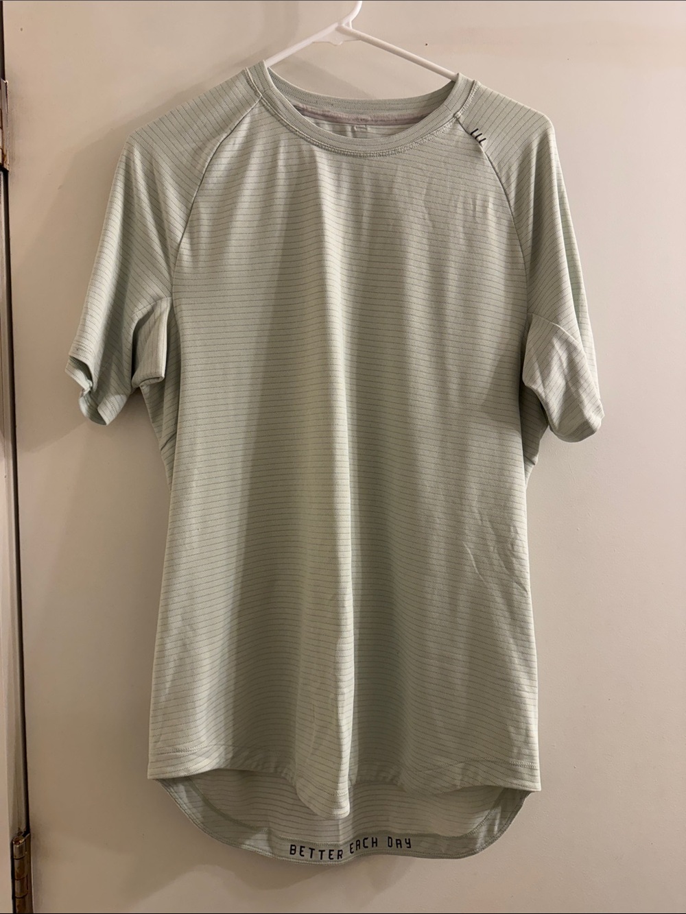lululemon athletica Light Mint Short Sleeve Performance Tee